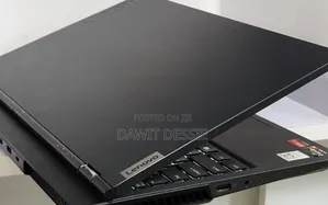 New Laptop Lenovo 16GB AMD Ryzen 7 SSD 1T