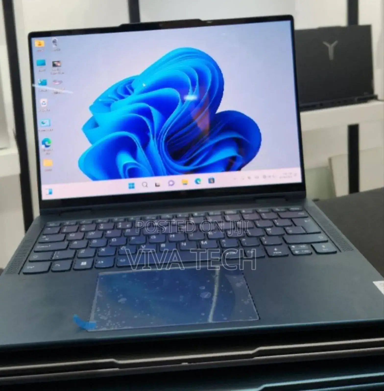 New Laptop Lenovo Yoga C740 16GB Intel Core Ultra 7 SSD 1T