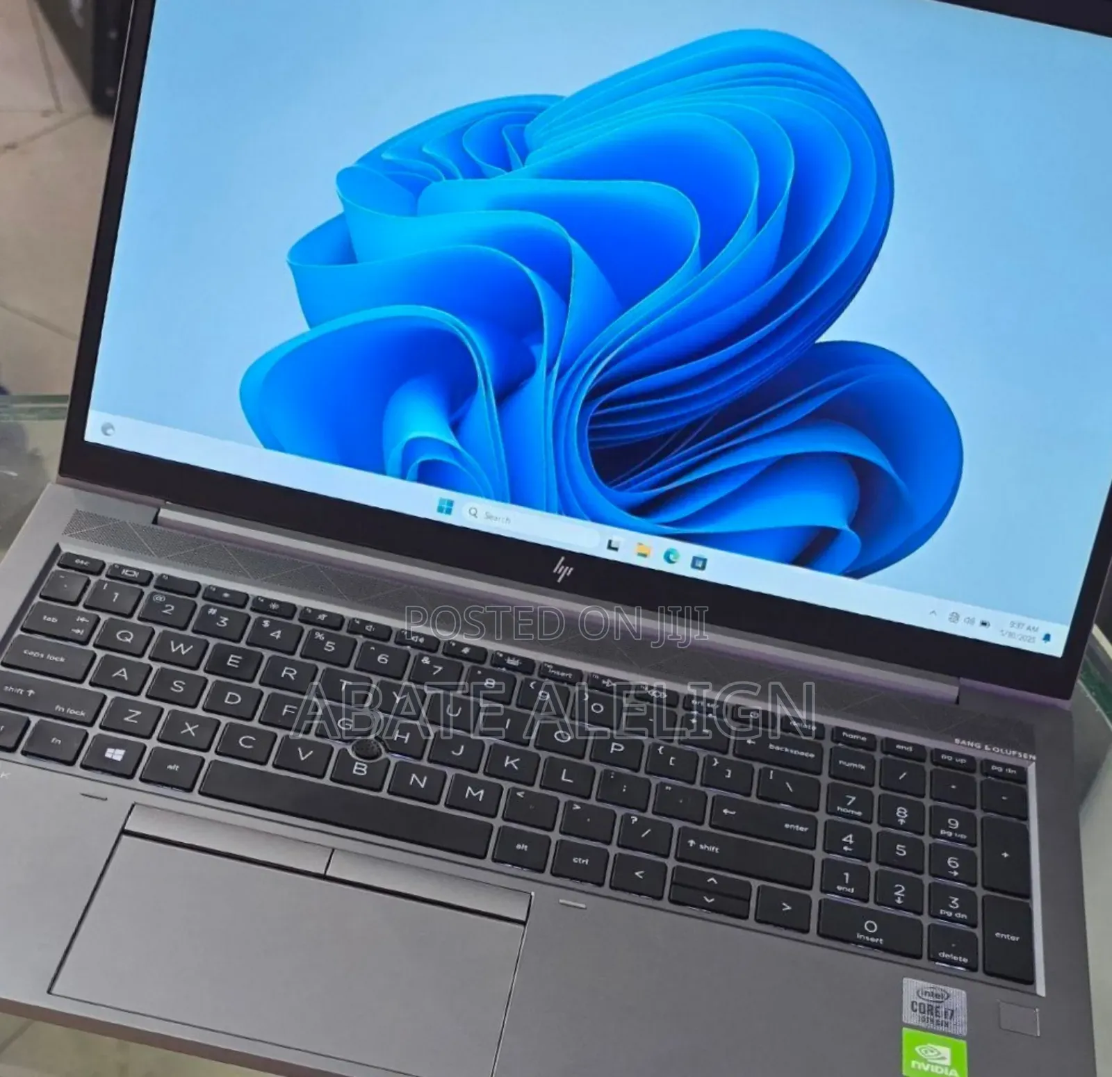 New Laptop HP ZBook Firefly 15 G7 16GB Intel Core I7 SSD 1T