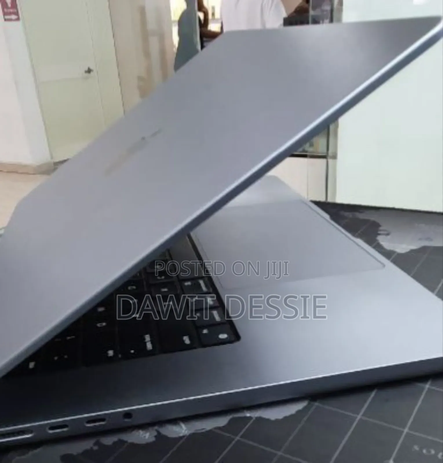 New Laptop Dell 64GB Apple M1 SSD 1T