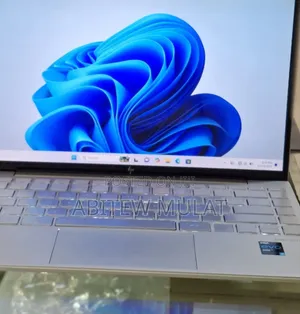 New Laptop HP Envy 13 16GB Intel Core I7 SSD 512GB