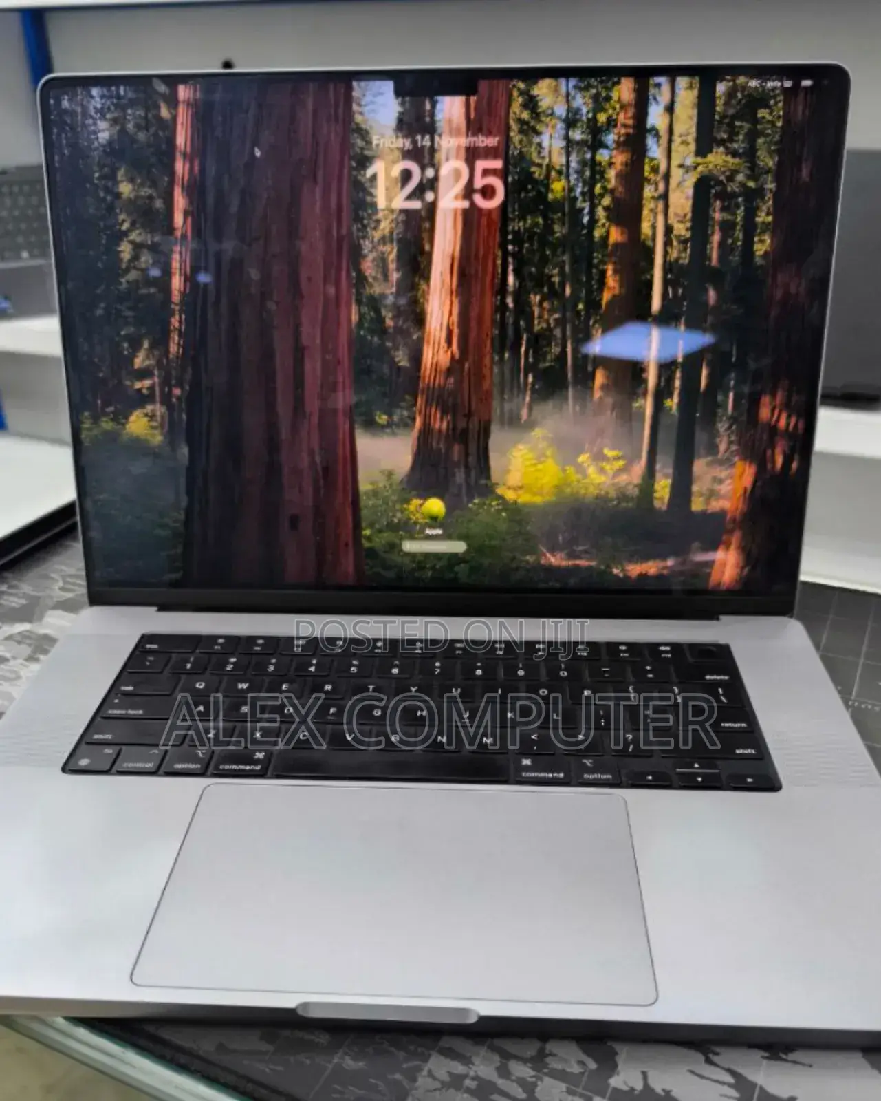 New Laptop Apple MacBook Pro M1 64GB Apple M1 Max SSD 1T