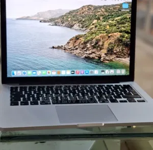 New Laptop Apple MacBook Pro 2014 8GB Intel Core I7 SSD 256GB