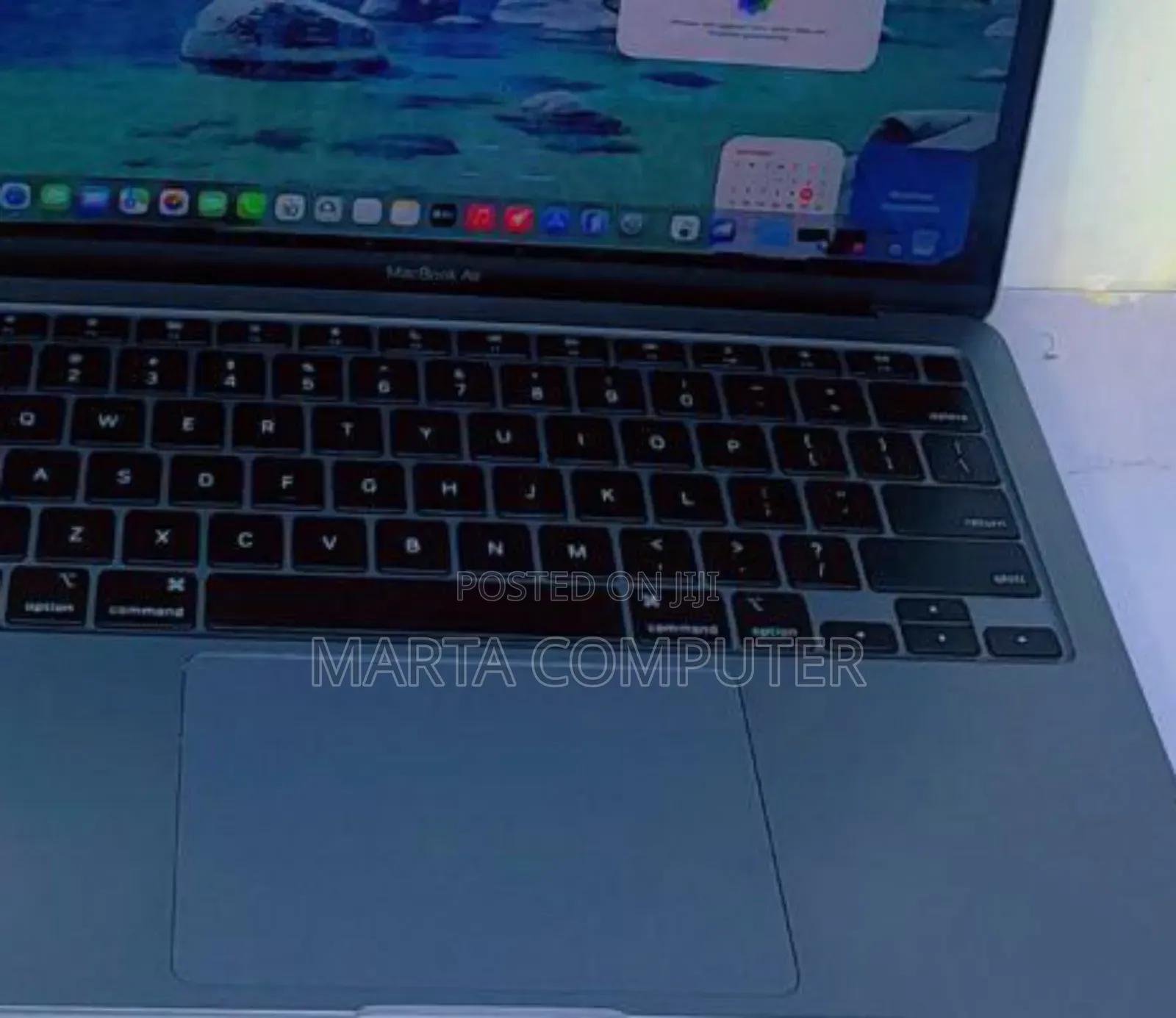 New Laptop Apple MacBook Air 2020 M1 8GB Intel Core I7 SSD 256GB