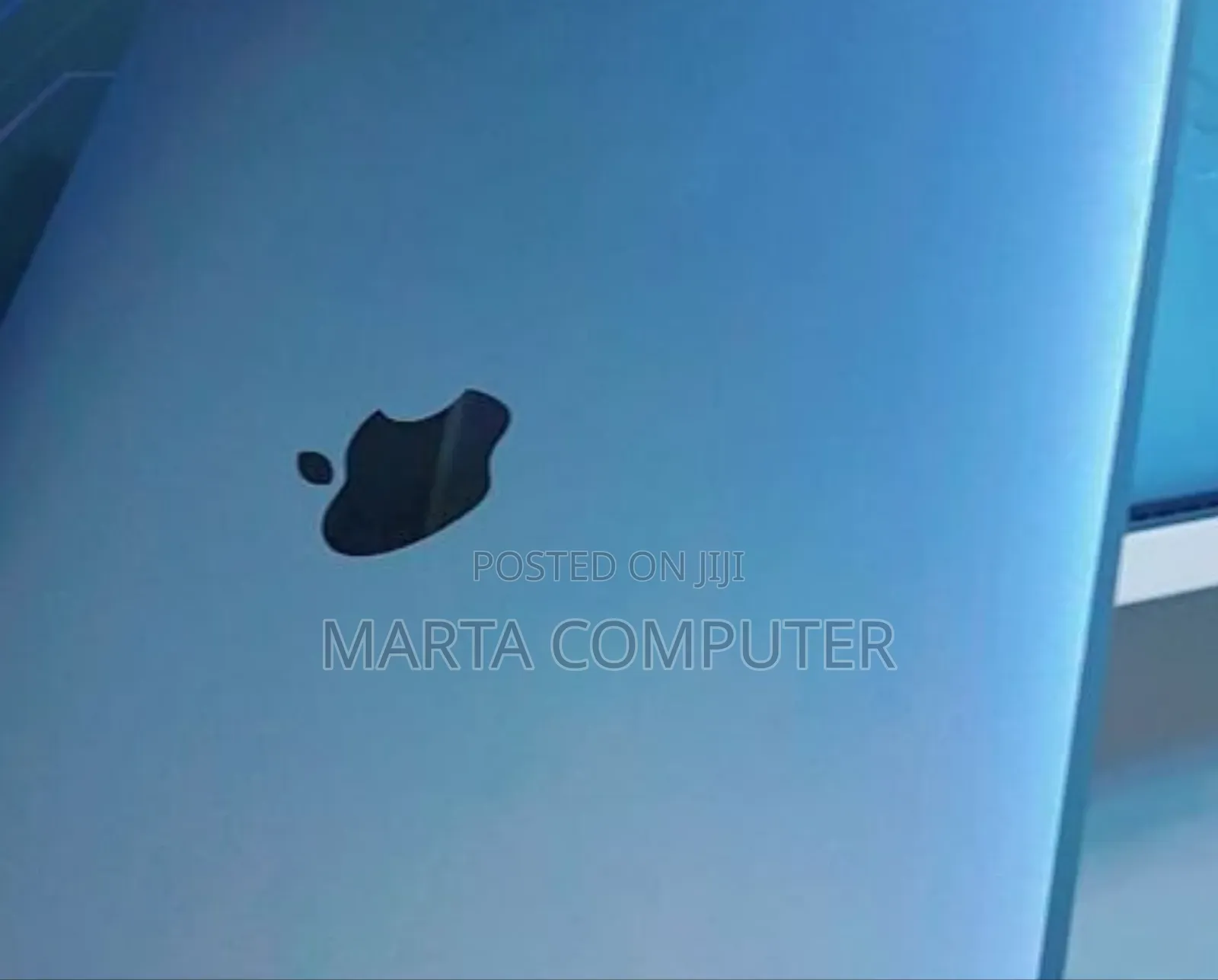 New Laptop Apple MacBook Air 2020 M1 8GB Intel Core I7 SSD 256GB