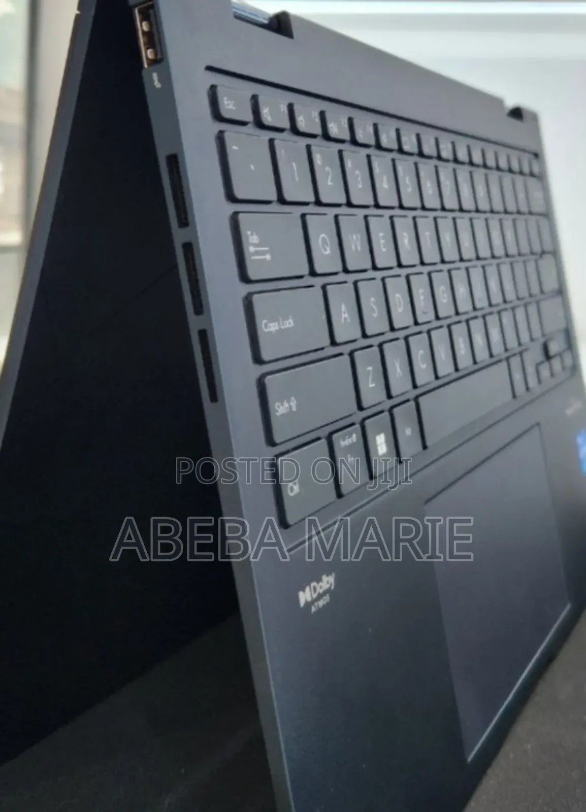 New Laptop Lenovo Yoga 7i 16GB Intel Core Ultra 7 SSD 1T