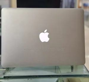 New Laptop Apple MacBook Pro 2014 8GB Intel Core I7 SSD 256GB