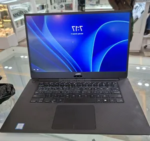 New Laptop Dell Precision 5540 16GB Intel Core I5 SSD 256GB