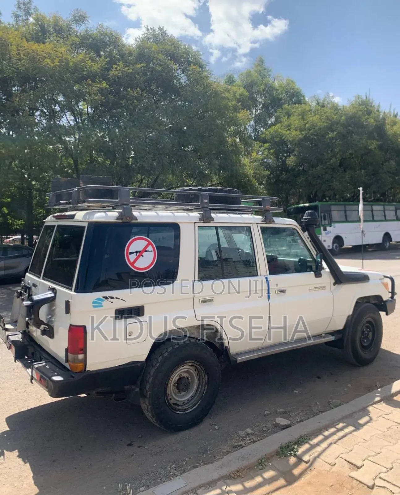 Toyota Land Cruiser 2016 White