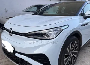 Volkswagen ID.4 Crozz 77 kWh RWD 2022 White