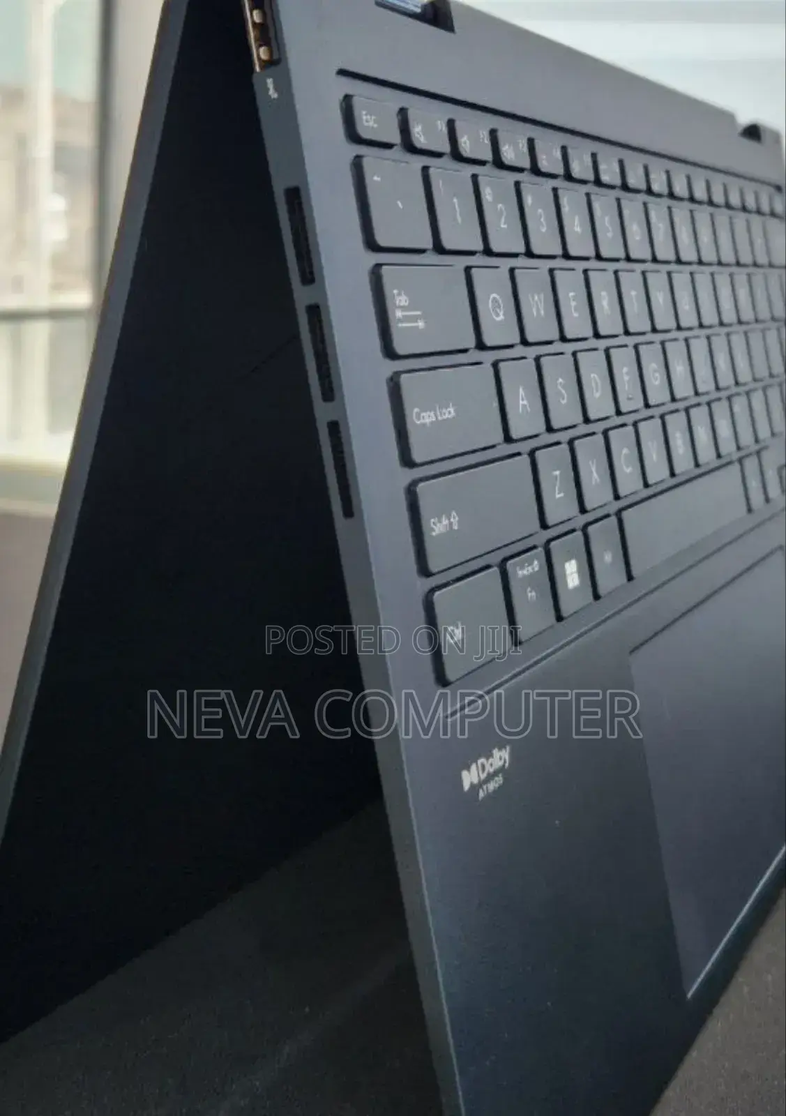 New Laptop Lenovo Yoga 7i 16GB Intel Core I7 SSD 1T