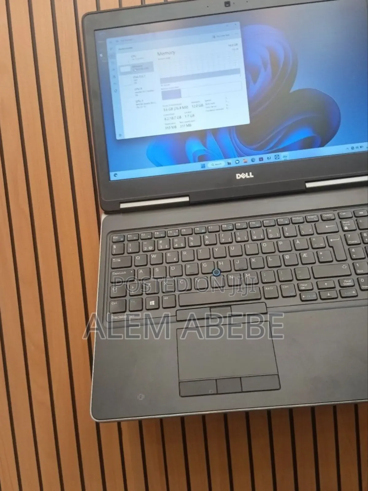 New Laptop Dell Precision 7520 16GB Intel Core I7 SSD 512GB