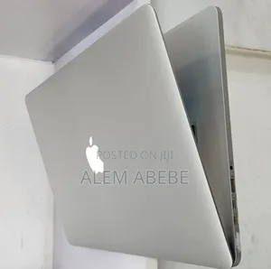 New Laptop Apple MacBook Pro 2015 16GB Intel Core I7 SSD 512GB