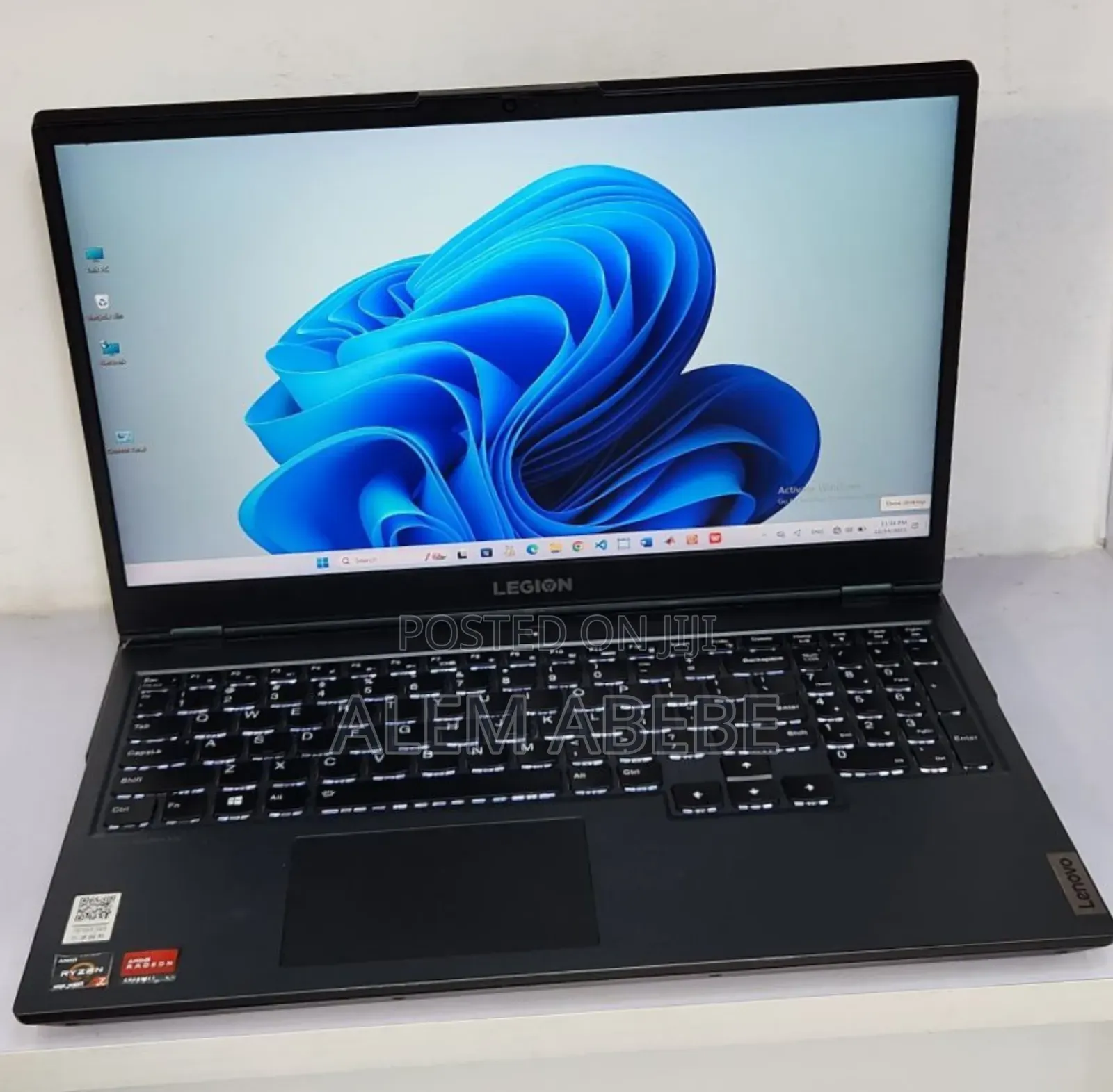 New Laptop Lenovo 16GB AMD Ryzen 7 SSD 1T