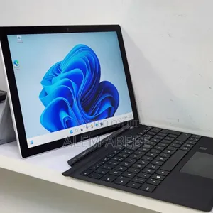 New Laptop Microsoft Surface Pro 7+ 16GB Intel Core I5 SSD 256GB