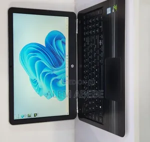 New Laptop HP Pavilion 15 8GB Intel Core I5 SSD 256GB