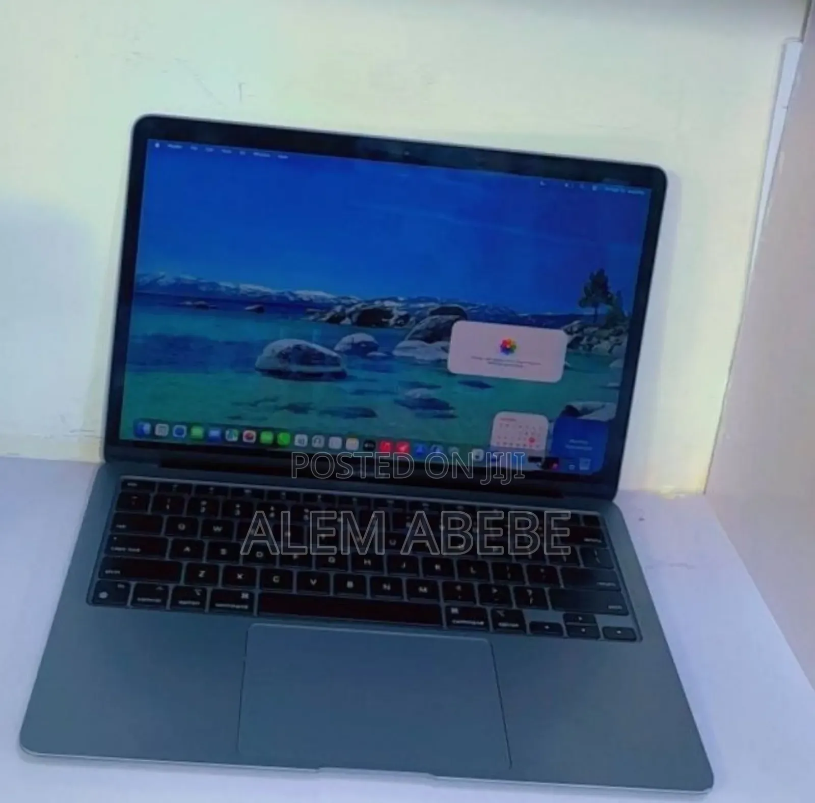 New Laptop Apple MacBook Air 2020 M1 8GB Apple M1 SSD 256GB