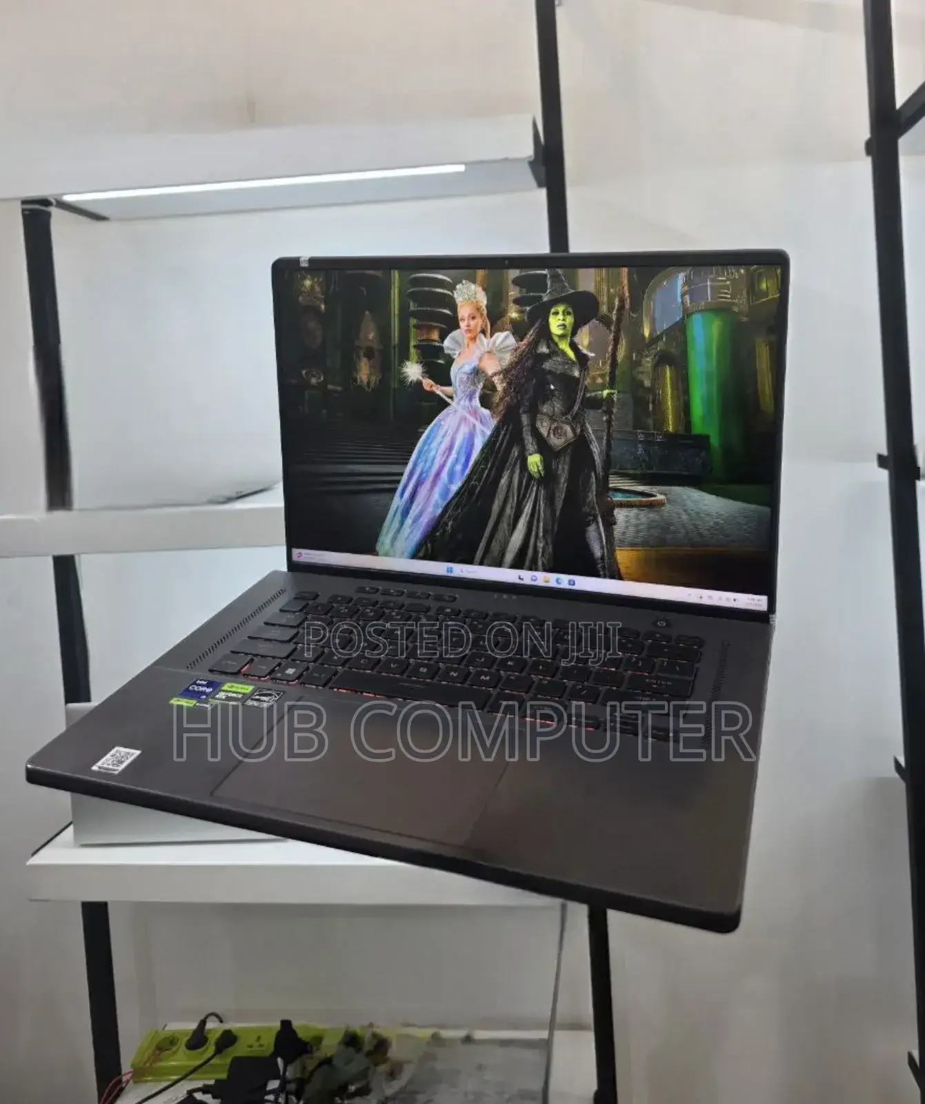 New Laptop Asus ROG Zephyrus G16 16GB Intel Core I9 SSD 1T