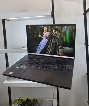 New Laptop Asus ROG Zephyrus G16 16GB Intel Core I9 SSD 1T