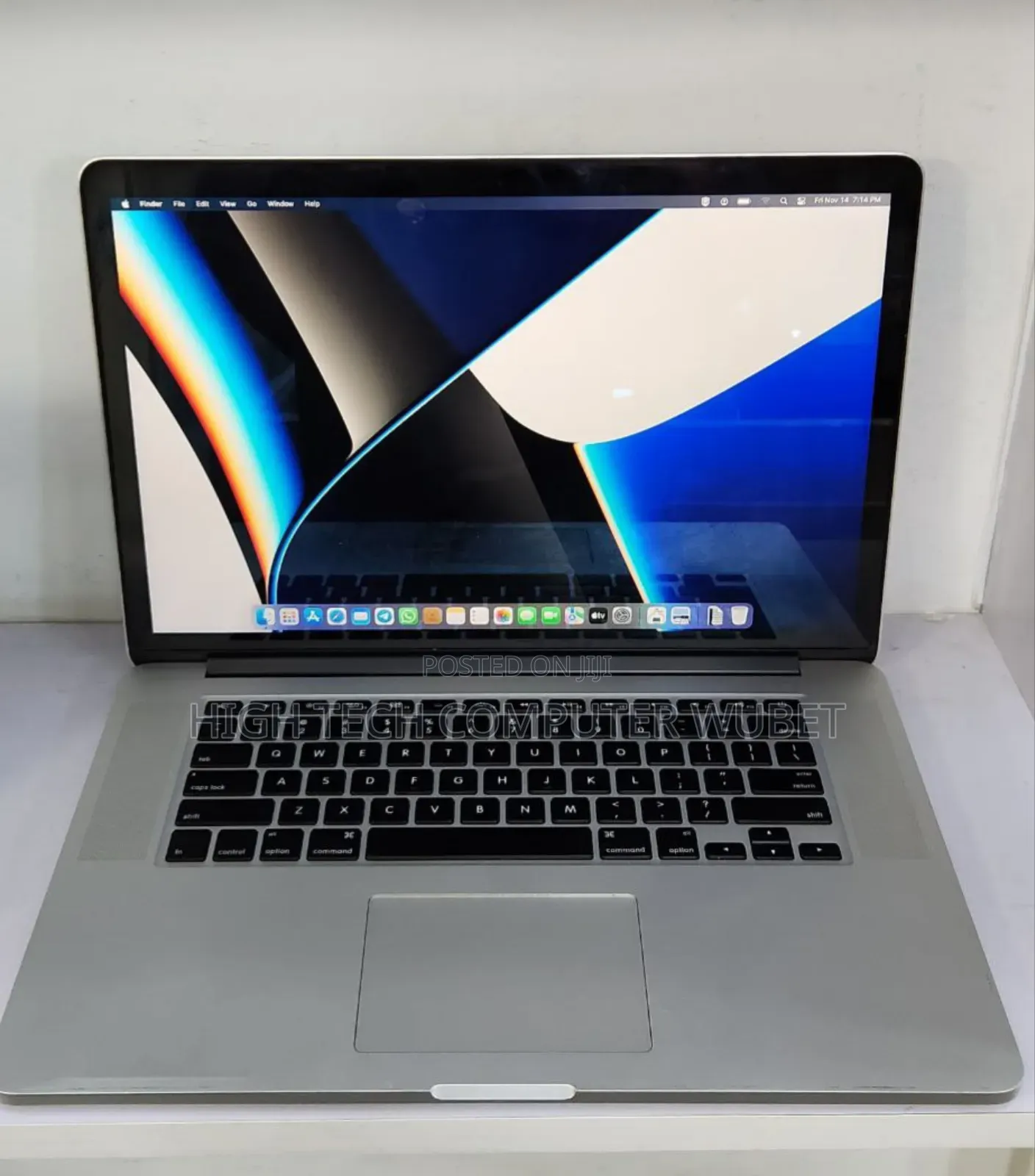 New Laptop Apple MacBook Pro 2015 16GB Intel Core I7 SSD 512GB