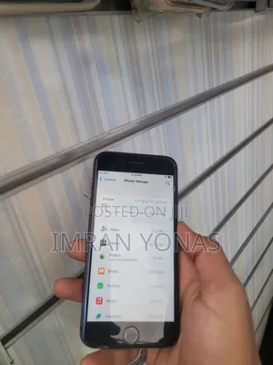 Apple iPhone 8 128 GB Black