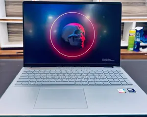 New Laptop Dell Inspiron 16 5620 16GB Intel Core Ultra 7 SSD 1T