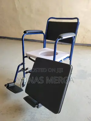 Photo - Wheeled Commode Chair臣蟲existing Toilet,Or as a Shower Chair醯፬foldable