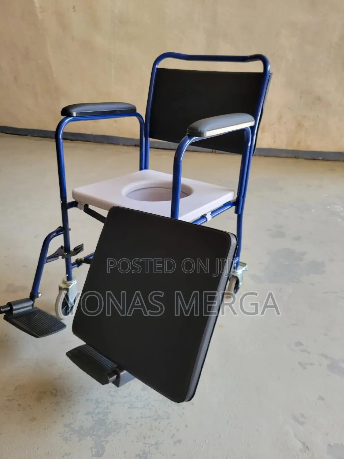 Toilet Chair𡶶占shower皿奚ideal Toilet Aid--This Portable Commode Chair