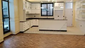 Furnished 9bdrm House in Bole for sale