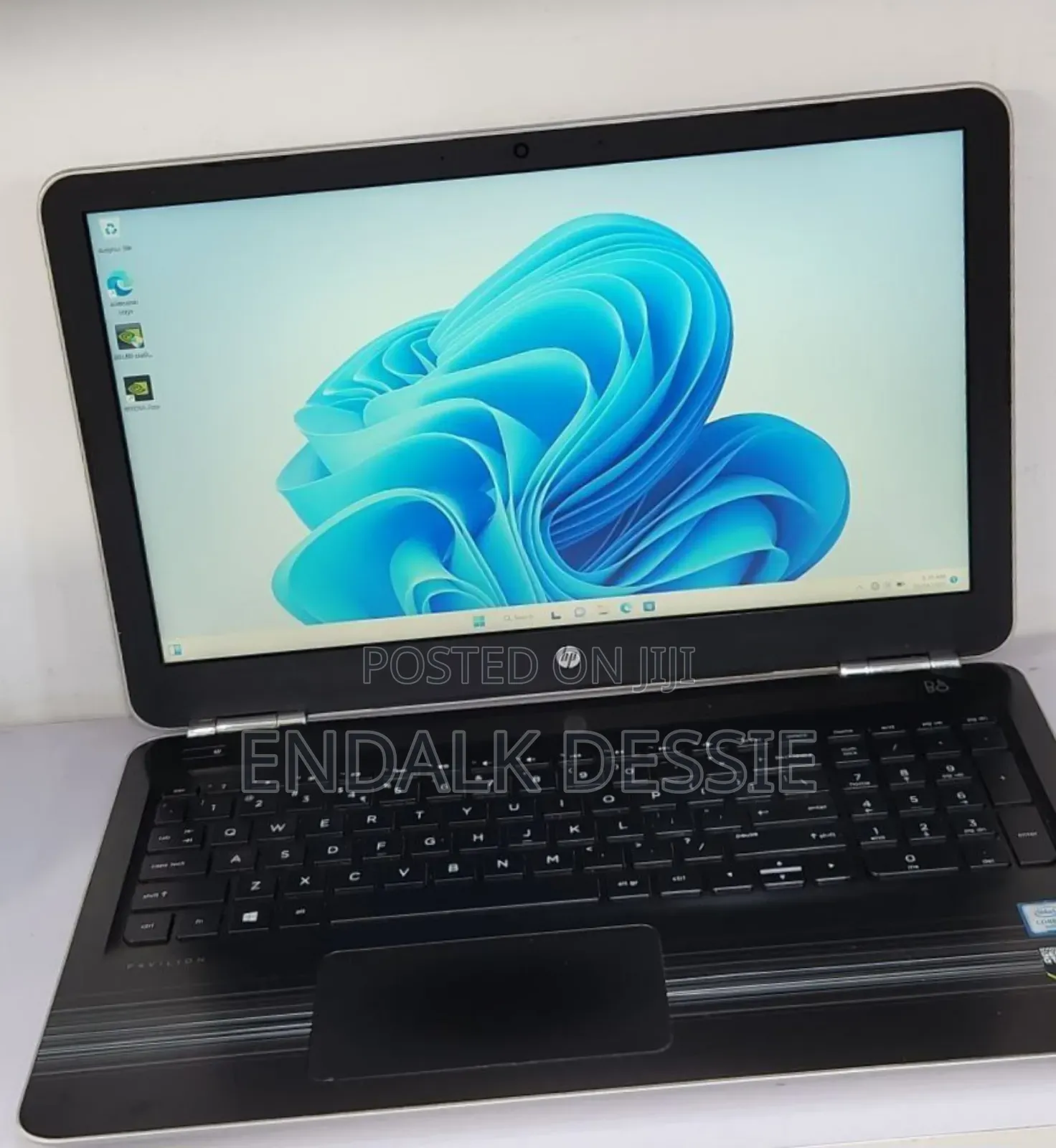 New Laptop HP Pavilion 15 8GB Intel Core I5 SSD 256GB