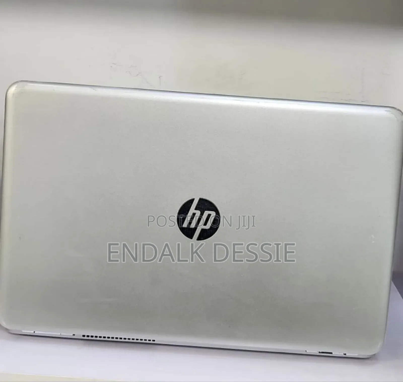 New Laptop HP Pavilion 15 8GB Intel Core I5 SSD 256GB