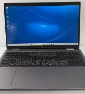 Photo - New Laptop Dell Latitude 5540 16GB Intel Core Ultra 7 SSD 1T