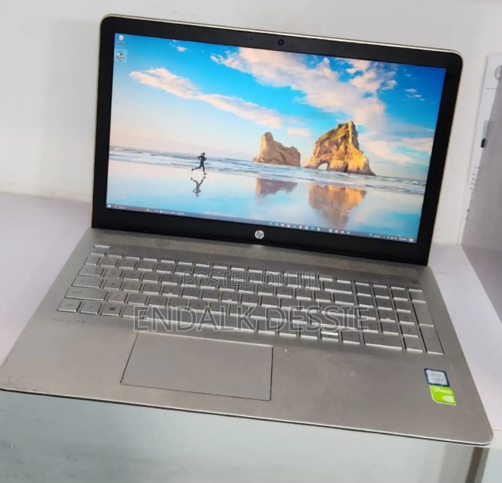 New Laptop HP 8GB Intel Core I5 HDD 1T