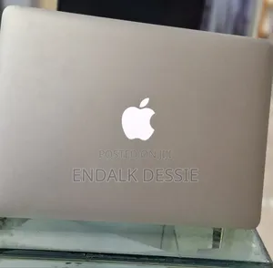 New Laptop Apple MacBook 2014 8GB Intel Core I7 SSD 256GB