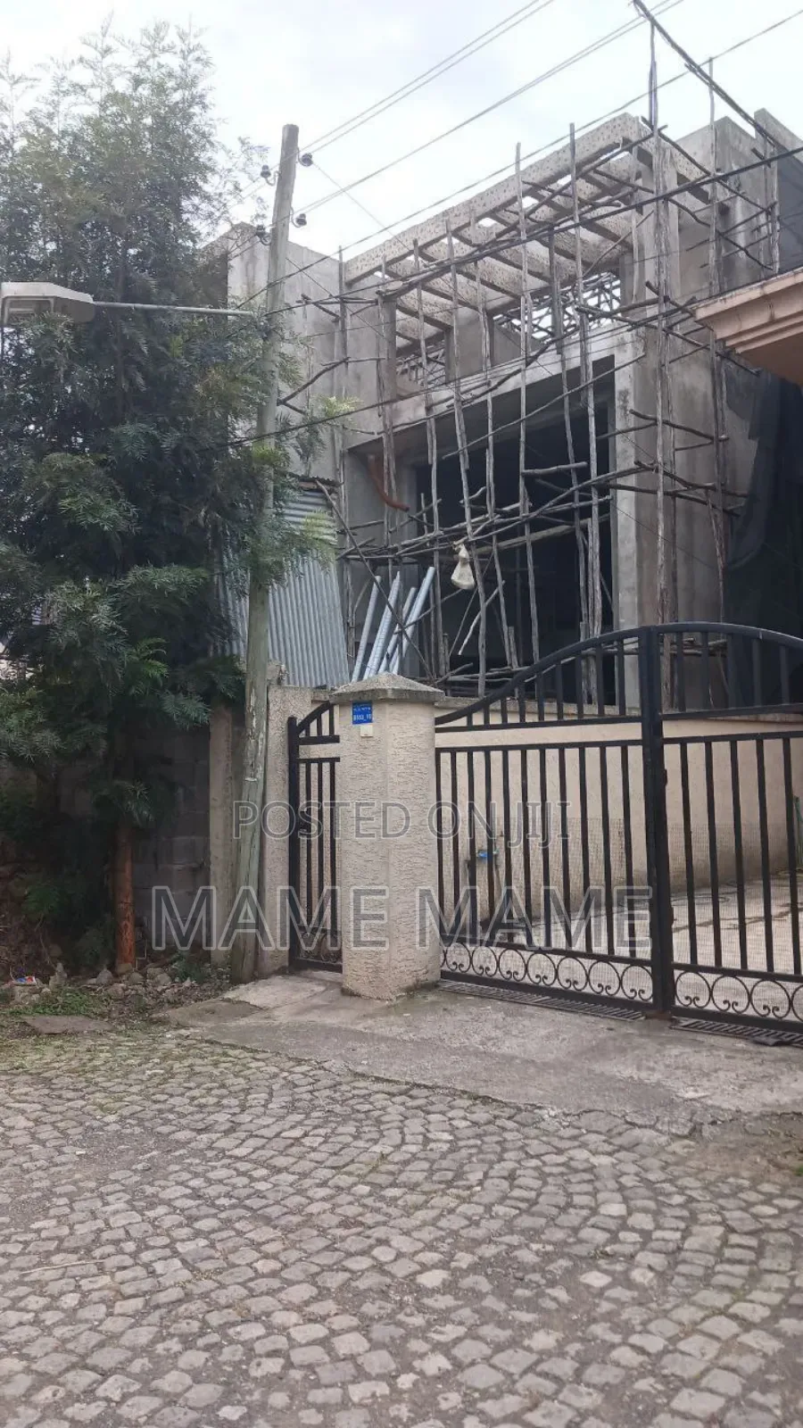 5bdrm House in Addis Abeba, Bole for sale