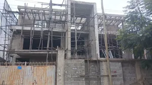 5bdrm House in Addis Abeba, Bole for sale