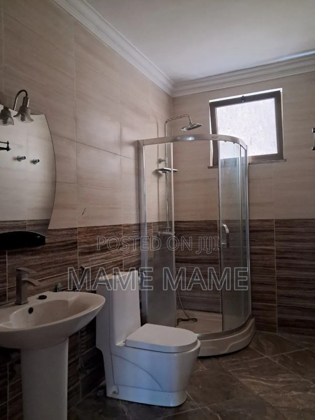 5bdrm Villa in Addis Abeba, Bole for sale