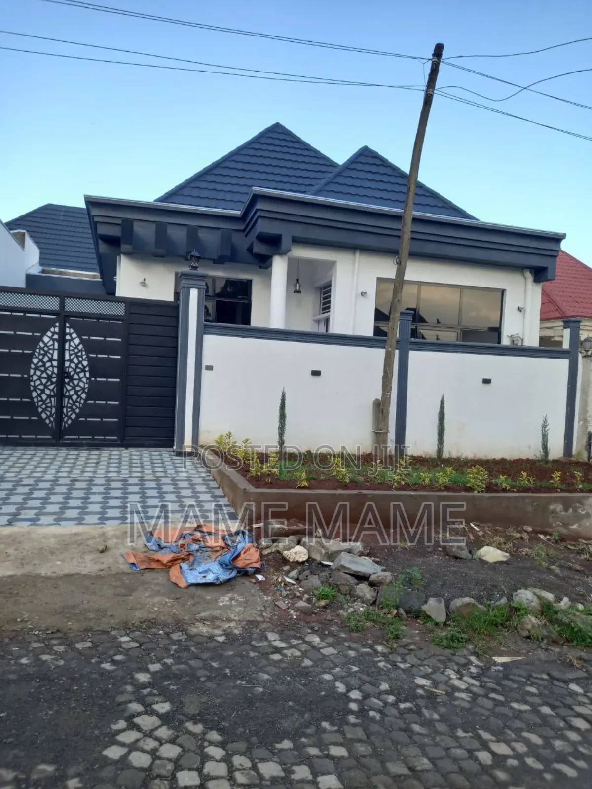 5bdrm Villa in Addis Abeba, Bole for sale