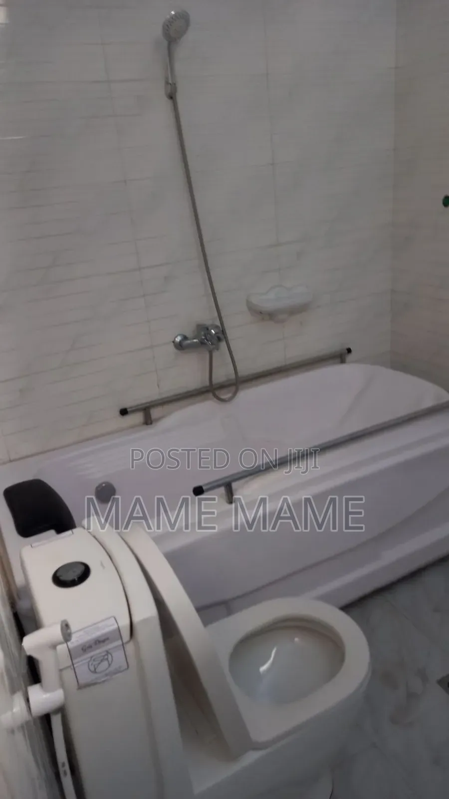 5bdrm Villa in Addis Abeba, Bole for sale