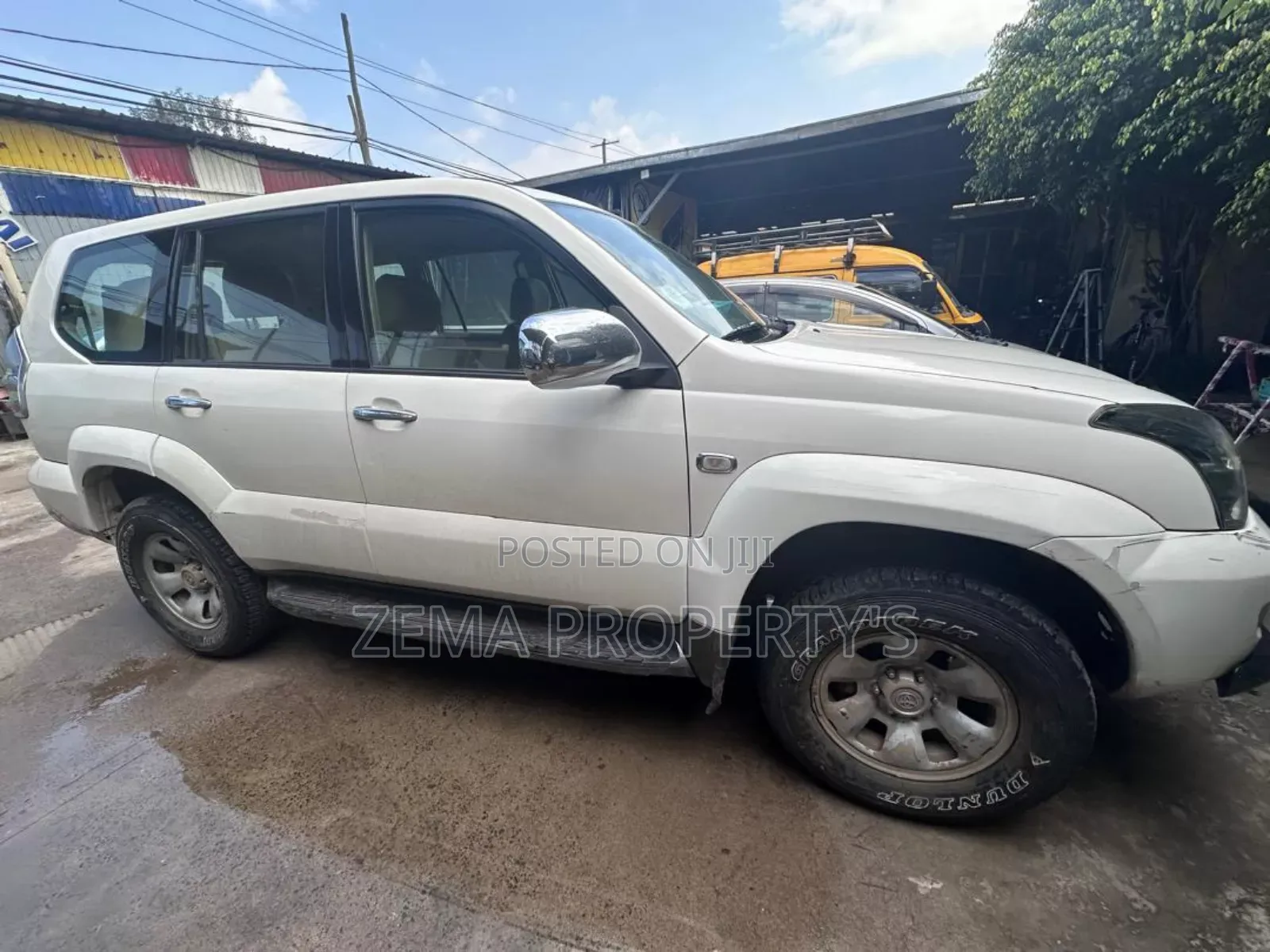 Toyota Land Cruiser Prado 2003 White