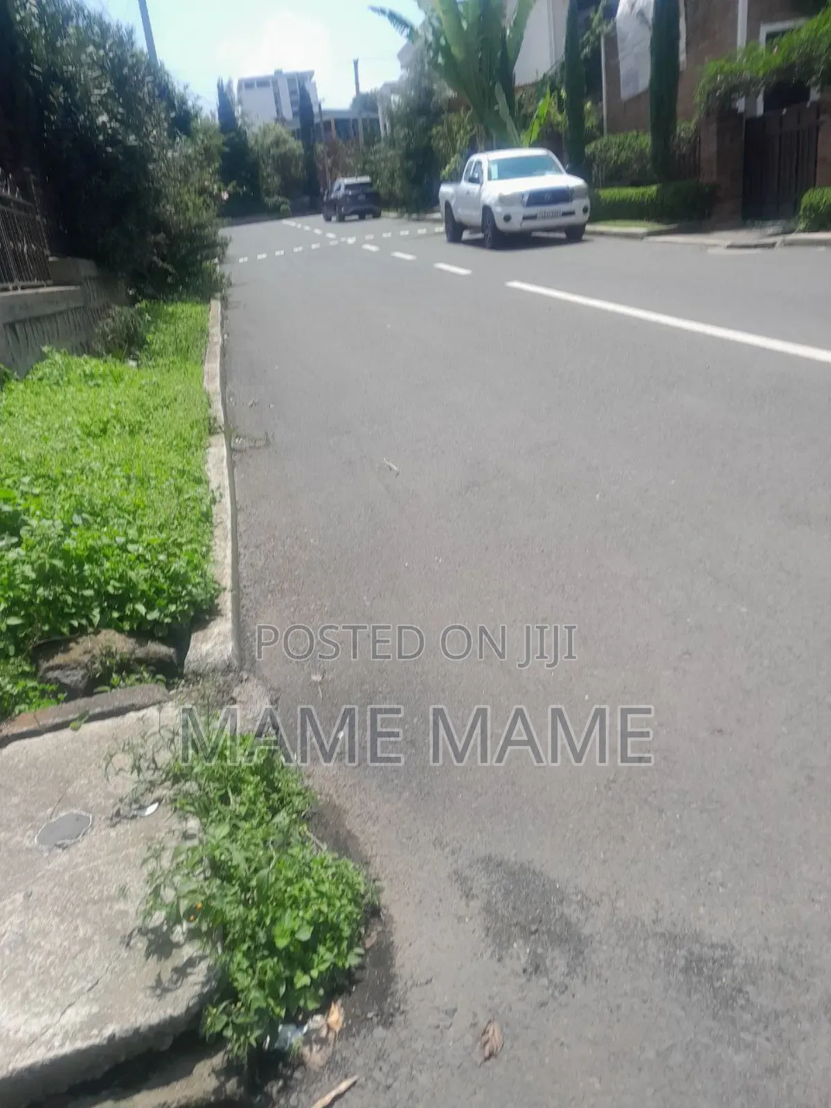 10bdrm House in Addis Abeba, Bole for sale