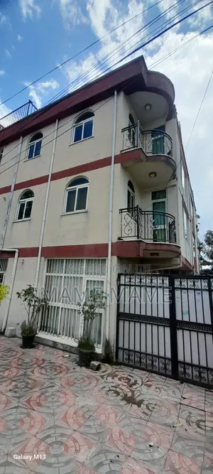 Photo - 5bdrm House in Addis Abeba, Bole for sale