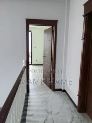 4bdrm House in Addis Abeba, Bole for sale