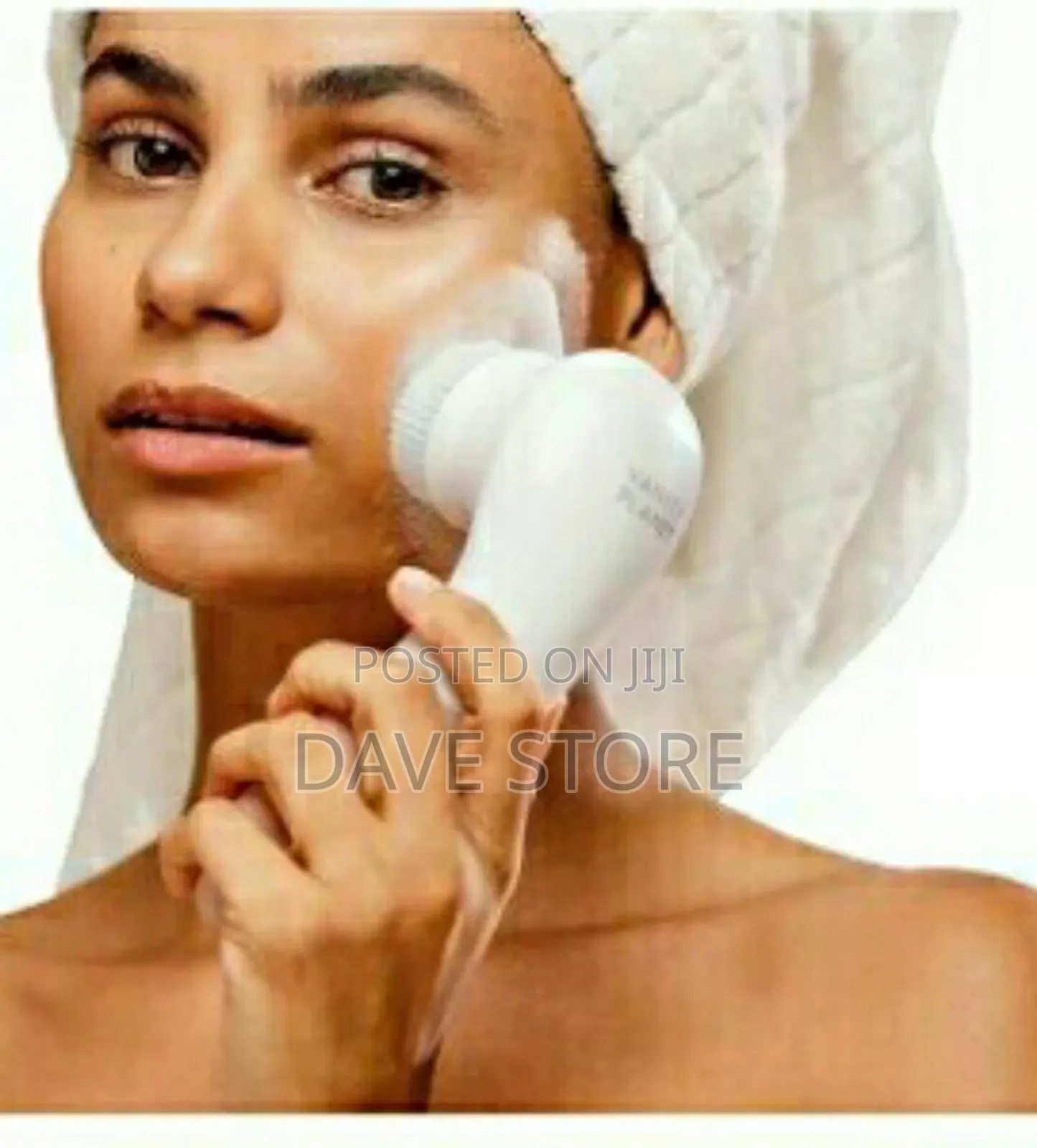 Mora 4 In 1 Facial Skin Car Cleansing