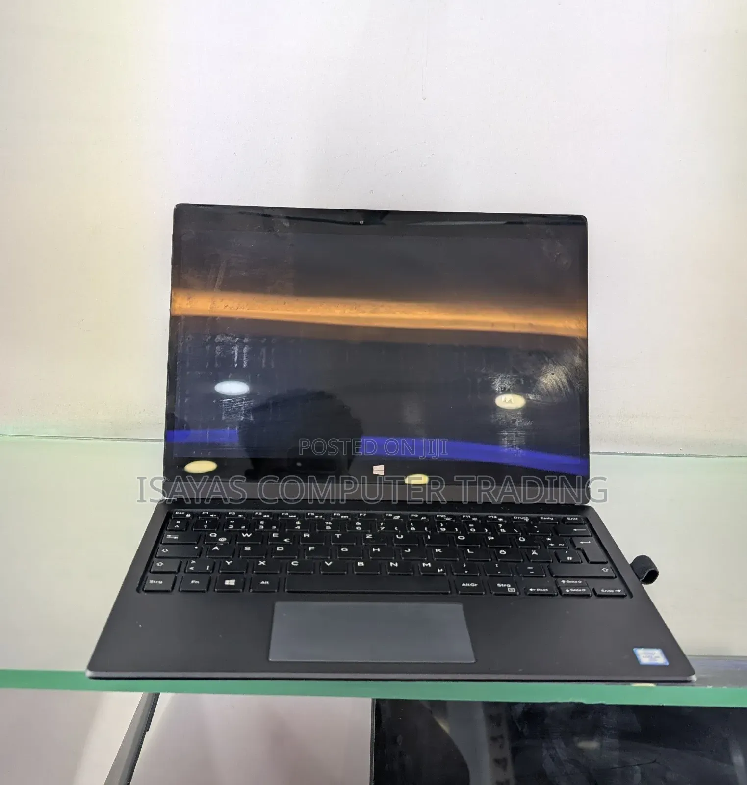 New Laptop Microsoft Surface 4GB Intel Core I5 SSD 128GB