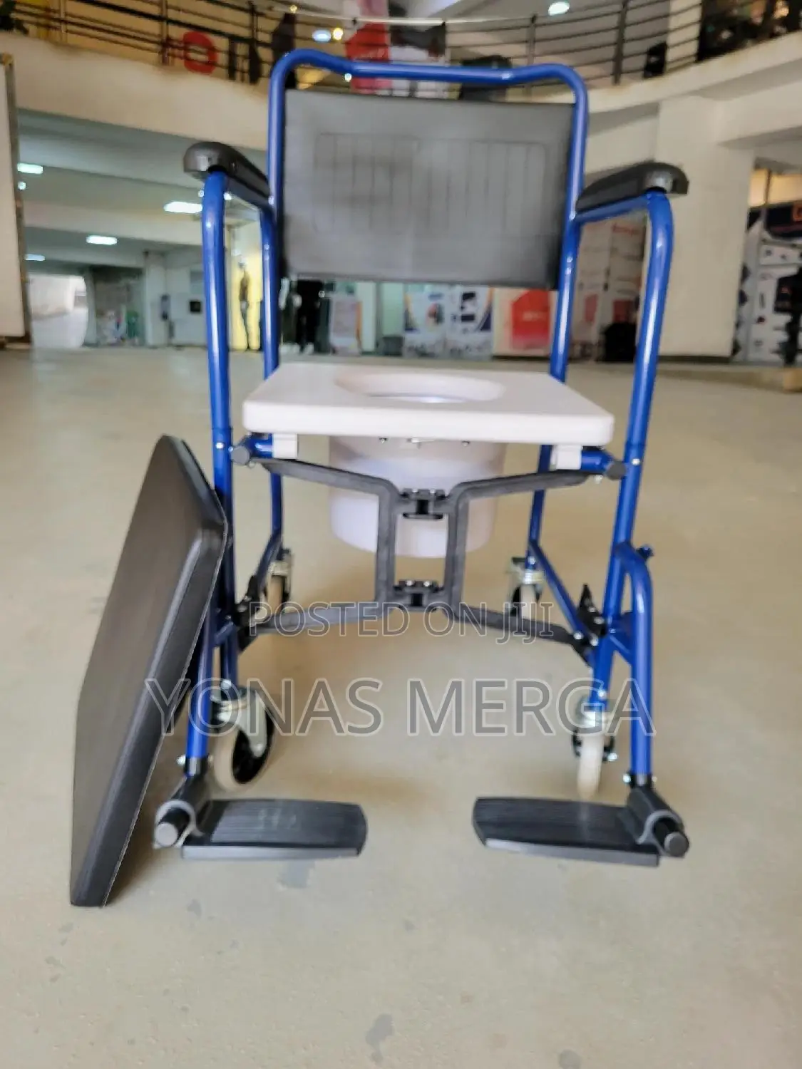 3-in-1 Shower Commode Chair囪監shower Chair With Wheels予予potty Chair