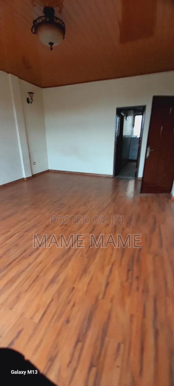 7bdrm House in Addis Abeba, Bole for sale