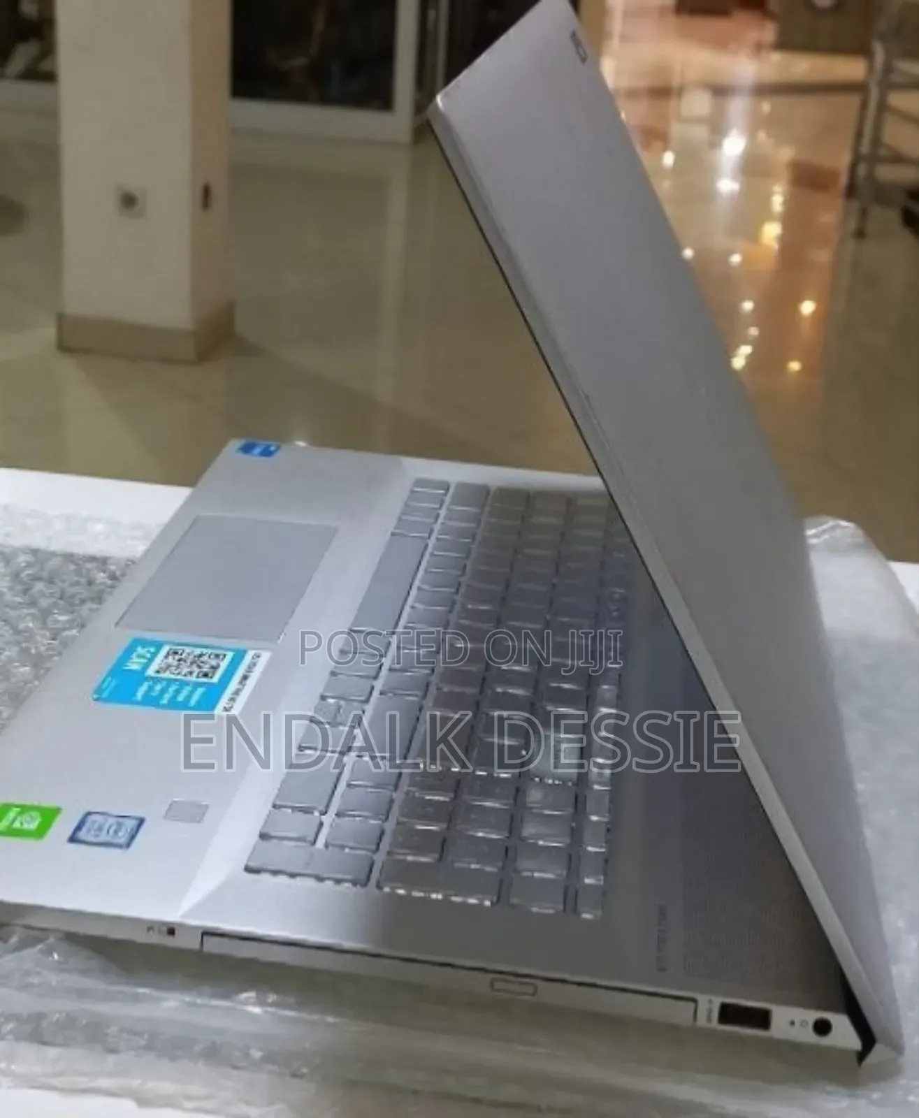 New Laptop HP 16GB Intel Core I7 SSD 512GB