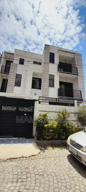 Photo - 7bdrm House in Addis Abeba, Bole for sale