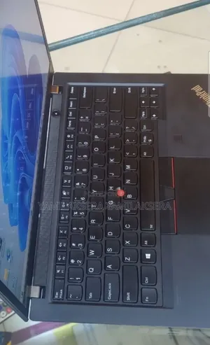 New Laptop Lenovo ThinkPad T14 16GB Intel Core I7 SSD 512GB